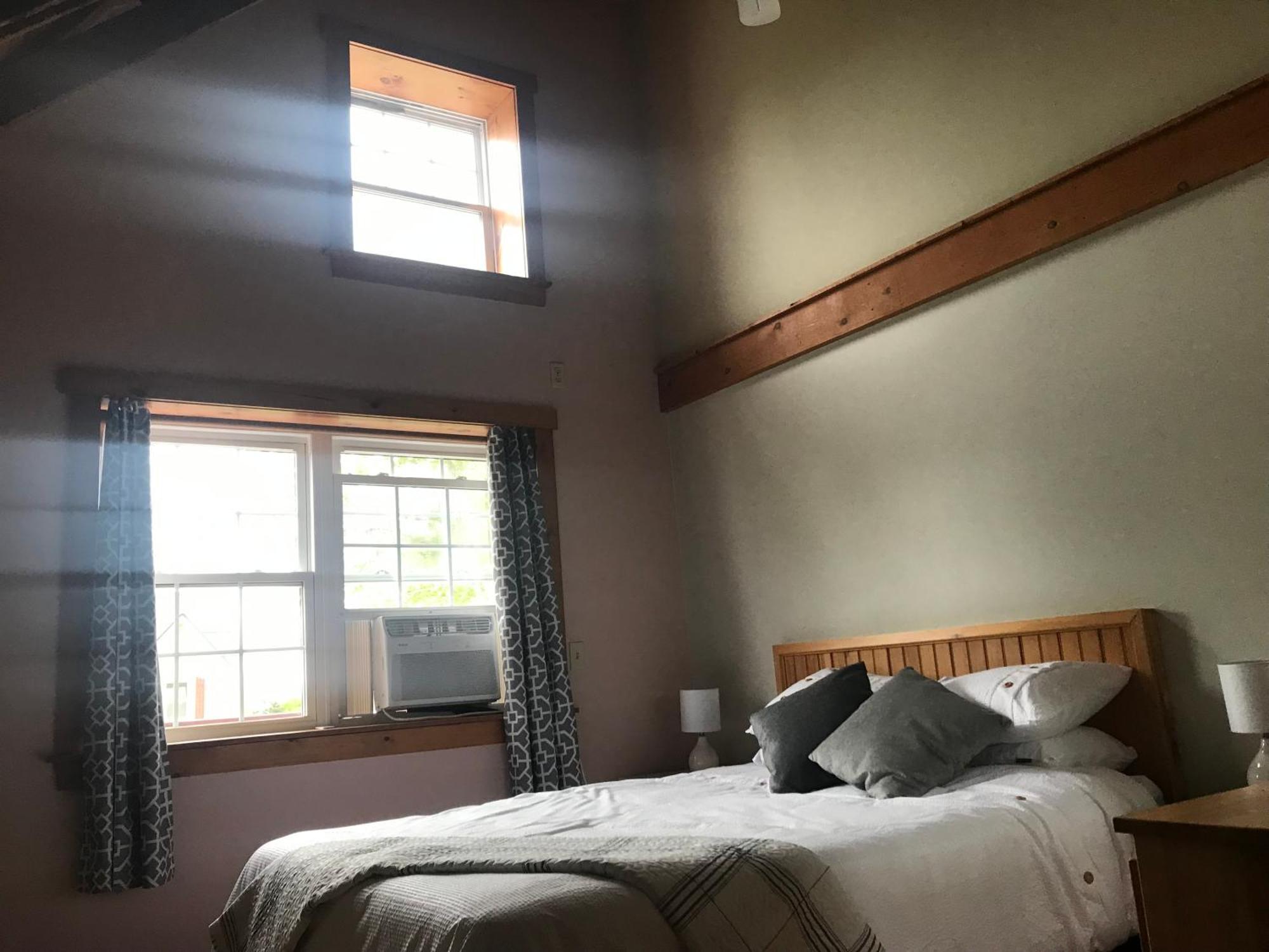 שרלוט טאון A Country Home Inn The City מראה חיצוני תמונה