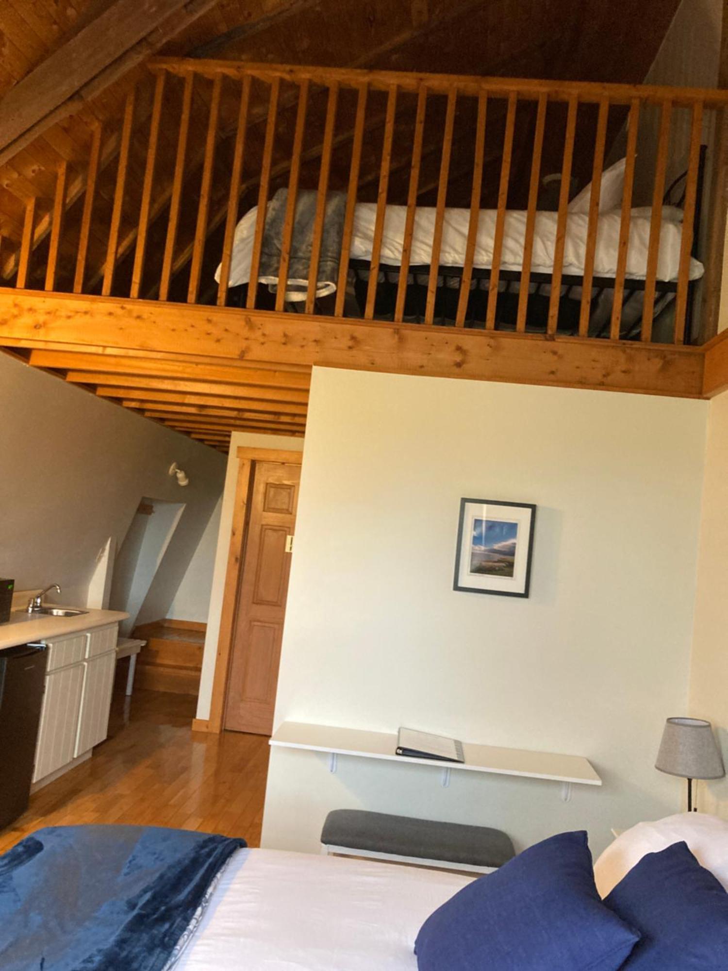 שרלוט טאון A Country Home Inn The City מראה חיצוני תמונה